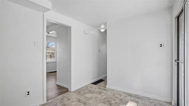 $150,000 | 652 Riverview Drive, Dravosburg, PA 15034