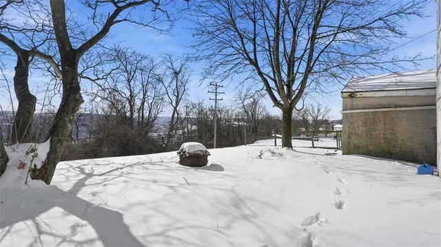 $150,000 | 652 Riverview Drive, Dravosburg, PA 15034