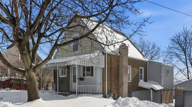 $150,000 | 652 Riverview Drive, Dravosburg, PA 15034