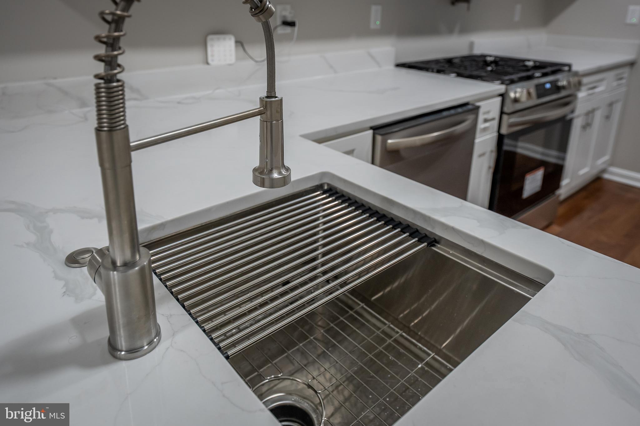 1358 Towson Street Baltimore, MD 21230 - Photo 11 of 51 a close view of stove