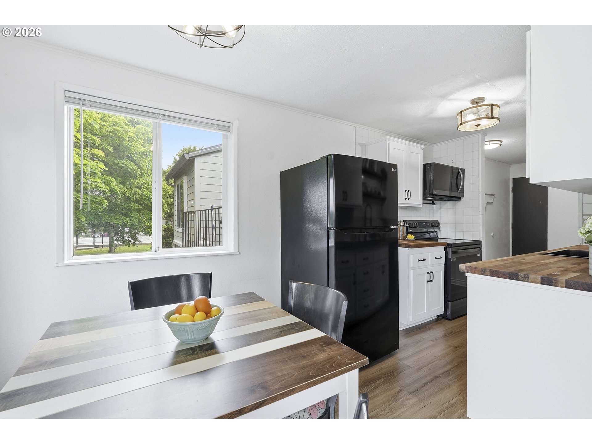 159 Southwest Florence Avenue, Unit E26 Gresham, OR 97080 - Photo 13 of 27