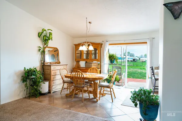 $390,000 | 3814 Louise Street, Vale, OR 97918