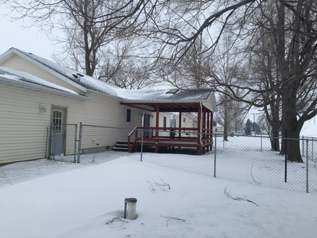 3295 North Baldwin Road Alma, MI 48801 - Photo 7 of 18 1810688-6.JPG