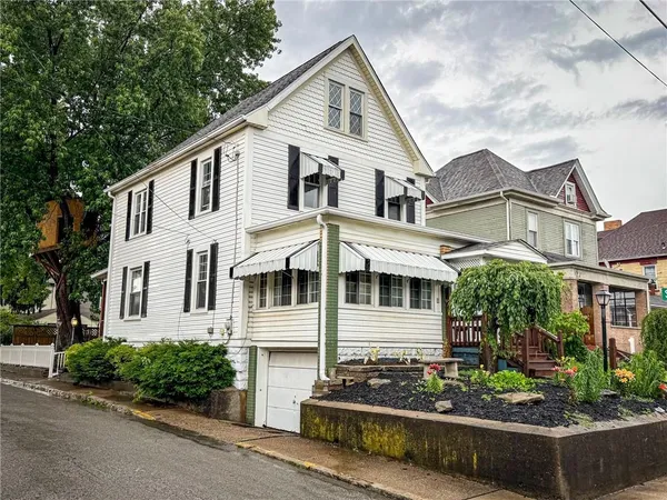 $190,000 | 1523 Indiana Avenue, Monaca, PA 15061