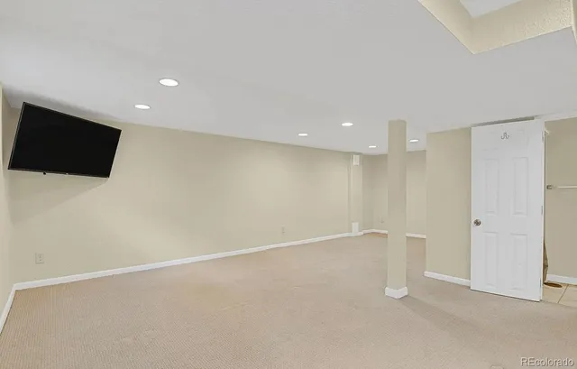 $2,600 | 1720 South Madison Street, Denver, CO 80210