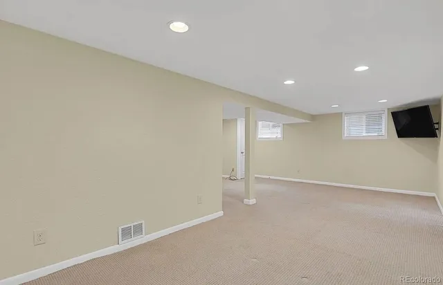 $2,600 | 1720 South Madison Street, Denver, CO 80210