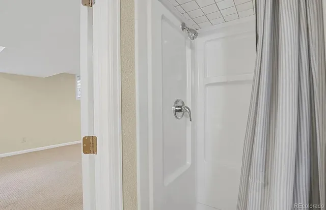 $2,600 | 1720 South Madison Street, Denver, CO 80210