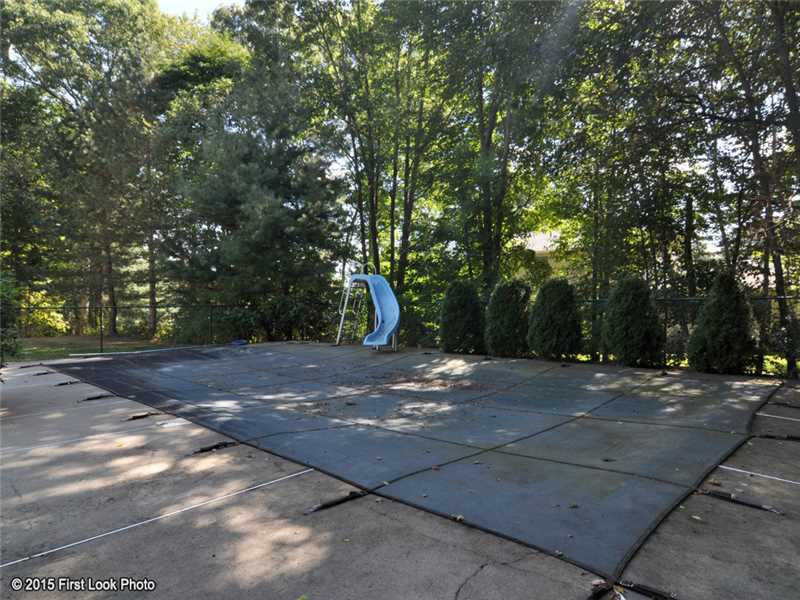 202 Council Rock Road Cranston, RI 02921 - Photo 11 of 25 Swimming Pool/Hot Tub/Sauna.