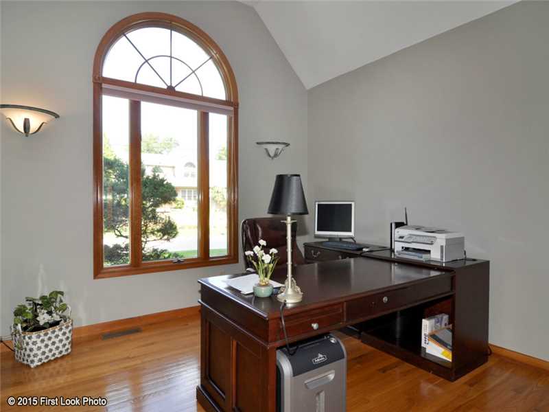 202 Council Rock Road Cranston, RI 02921 - Photo 22 of 25 Studio/Study/Office.