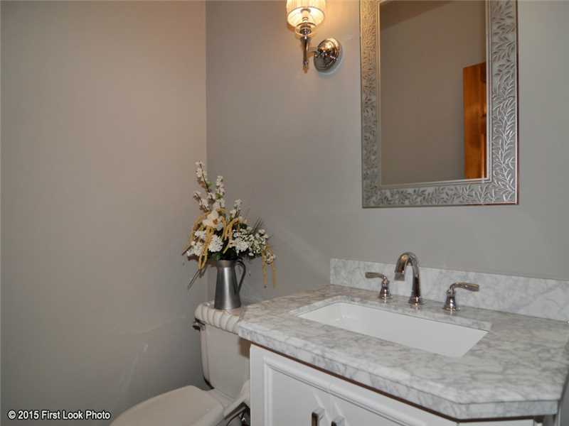 202 Council Rock Road Cranston, RI 02921 - Photo 24 of 25 Bathroom.