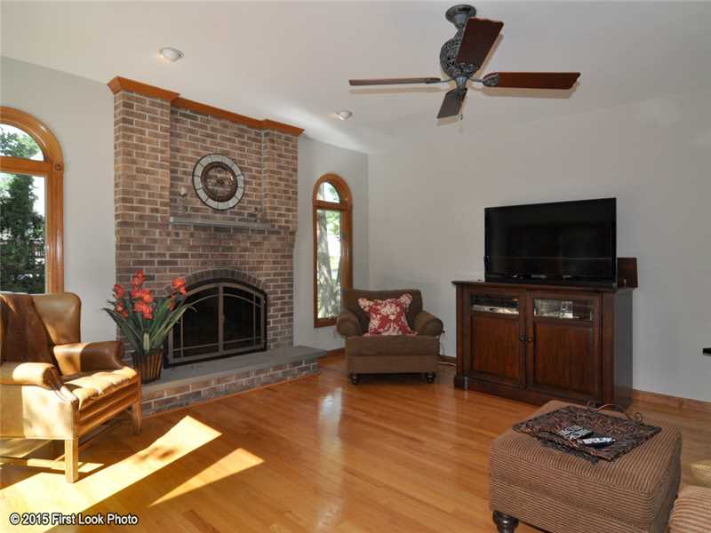 202 Council Rock Road Cranston, RI 02921 - Photo 4 of 25 Den/Family/Great Room.