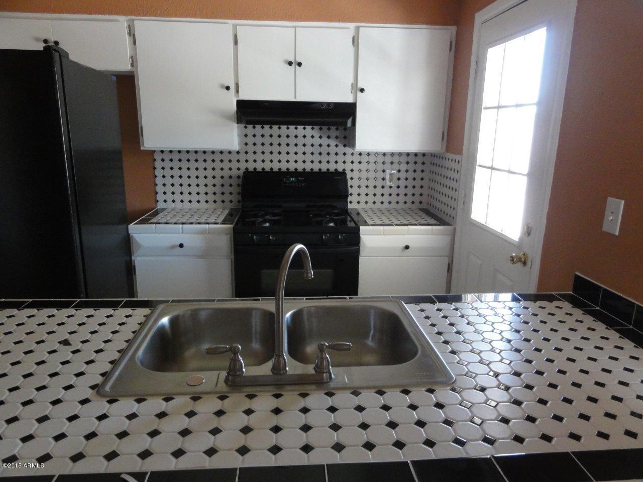 4819 West Granada Road Phoenix, AZ 85035 - Photo 2 of 31 Granada 002