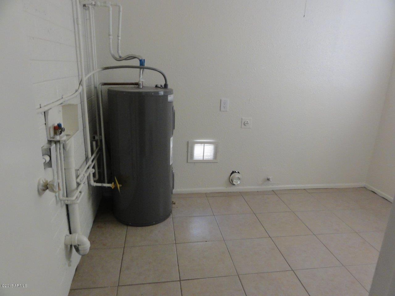4819 West Granada Road Phoenix, AZ 85035 - Photo 7 of 31 Granada 007