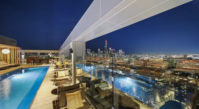 $11,000 | 1114 West Carroll Avenue, Unit PH3204, Chicago, IL 60607