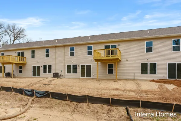 $344,900 | 1573 North Village Circle, Kalamazoo, MI 49009