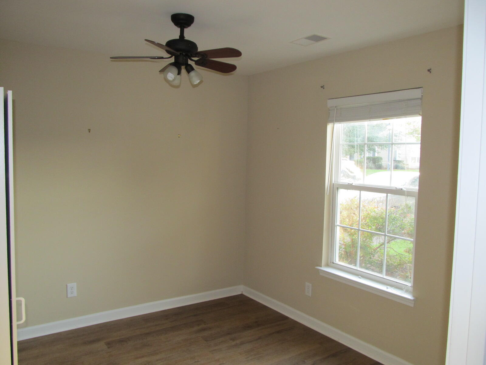 1210 River Rock Road Hanahan, SC 29410 - Photo 8 of 19 IMG_0019