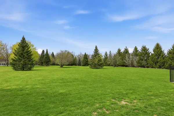 $300,000 | 922 Denise Court, Kaukauna, WI 54130