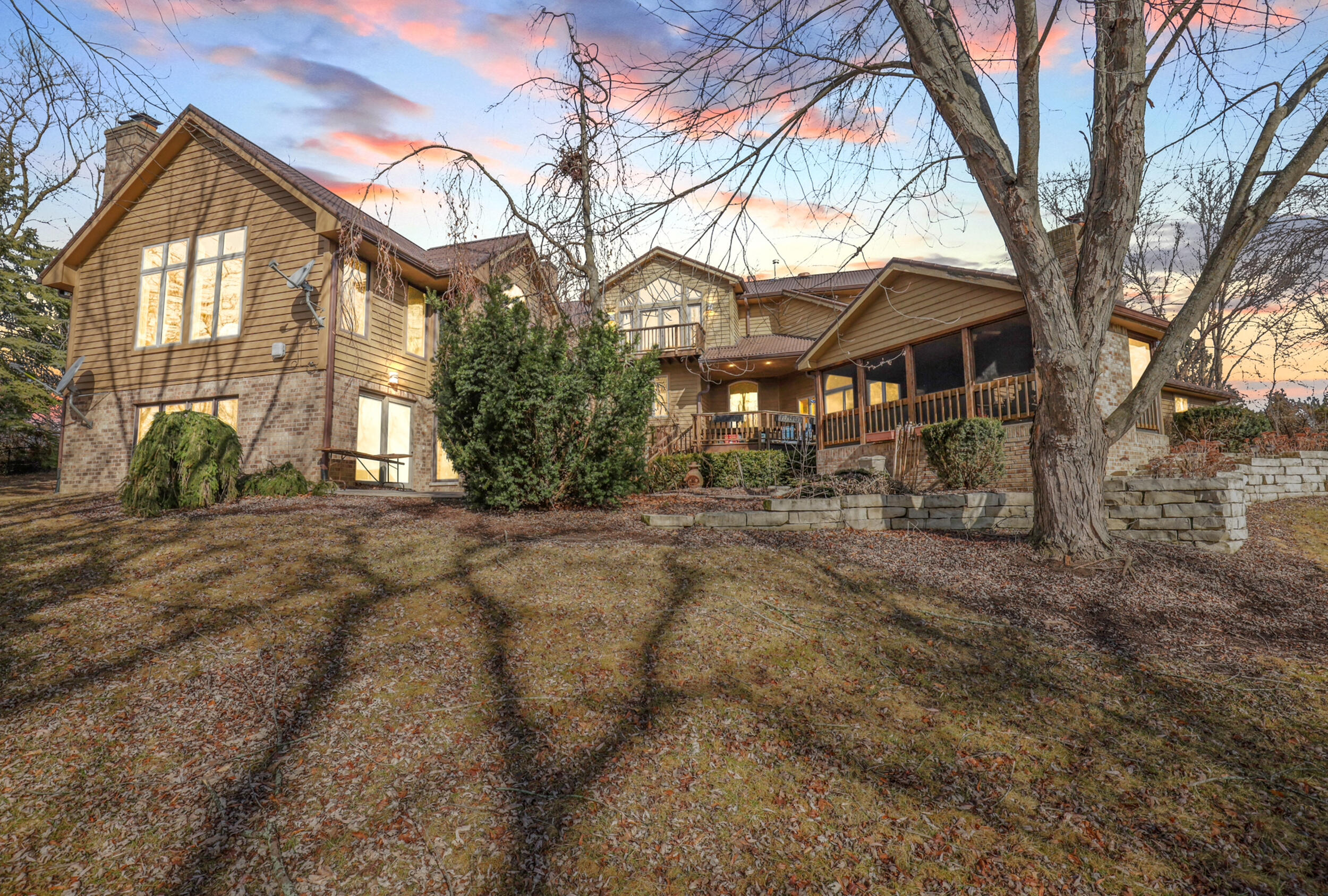 9210 County Rd K Raymond, WI 53126 - Photo 2 of 92 FRONT