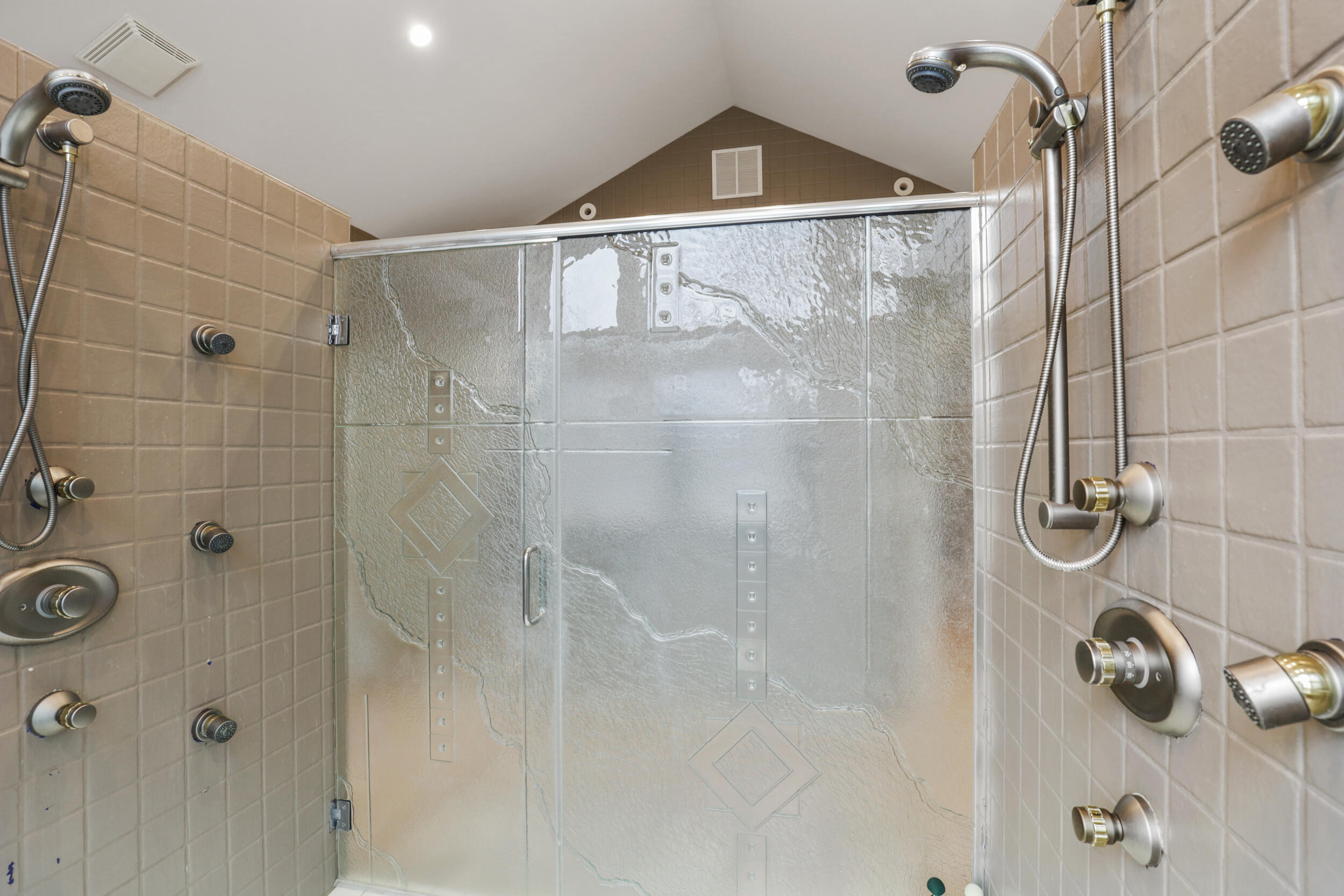 9210 County Rd K Raymond, WI 53126 - Photo 33 of 92 photo mar 06 2025, 10 46 13 pm (1)