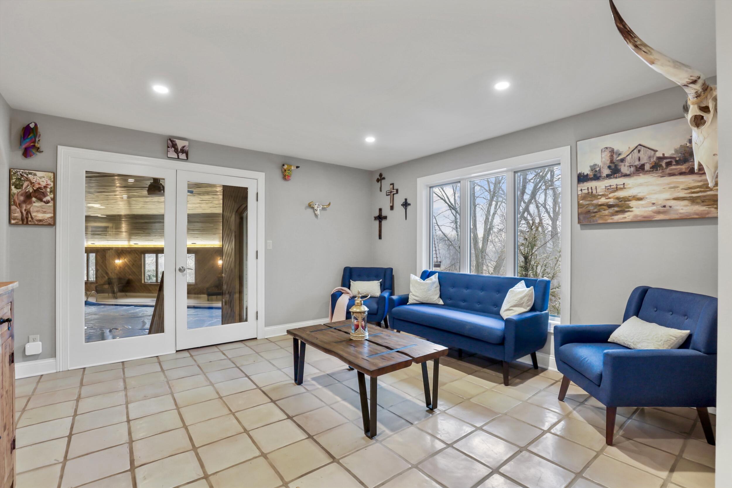 9210 County Rd K Raymond, WI 53126 - Photo 9 of 92 SITTING ROOM