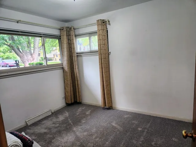 $279,900 | 2246 Alta Vista Drive, Waukegan, IL 60087