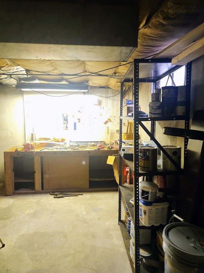 2246 Alta Vista Drive Waukegan, IL 60087 - Photo 37 of 46 a view of a room with gym equipment