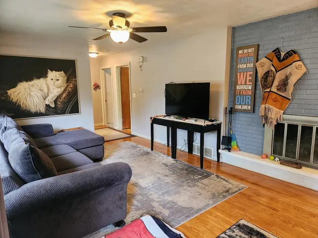 $279,900 | 2246 Alta Vista Drive, Waukegan, IL 60087