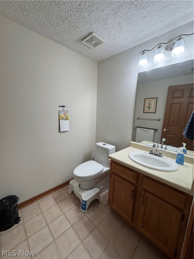 1424 Loop Road Kent, OH 44240 - Photo 13 of 17