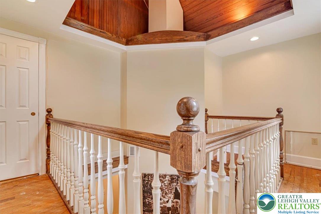 3585 Fairyland Road Lehighton, PA 18235 - Photo 24 of 67 a view of entryway