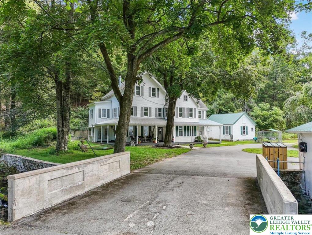 3585 Fairyland Road Lehighton, PA 18235 - Photo 3 of 67