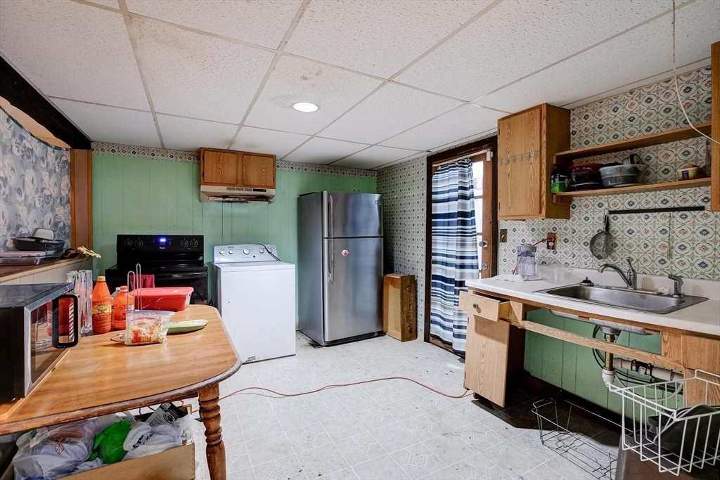 69 Althea Road Randolph, MA 02368 - Photo 25 of 34