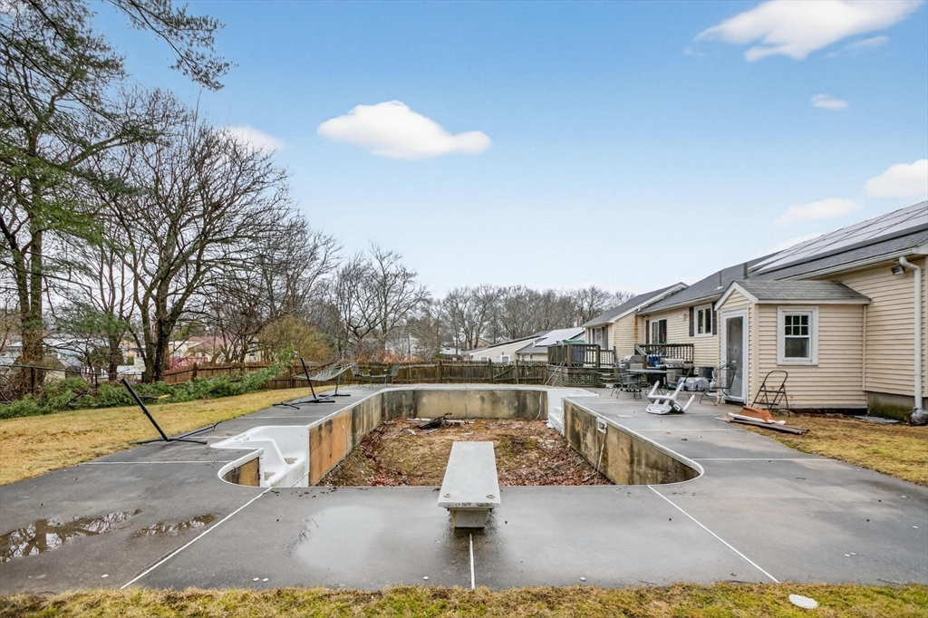 69 Althea Road Randolph, MA 02368 - Photo 30 of 34