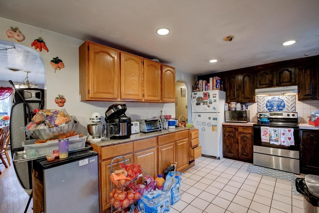 69 Althea Road Randolph, MA 02368 - Photo 10 of 34