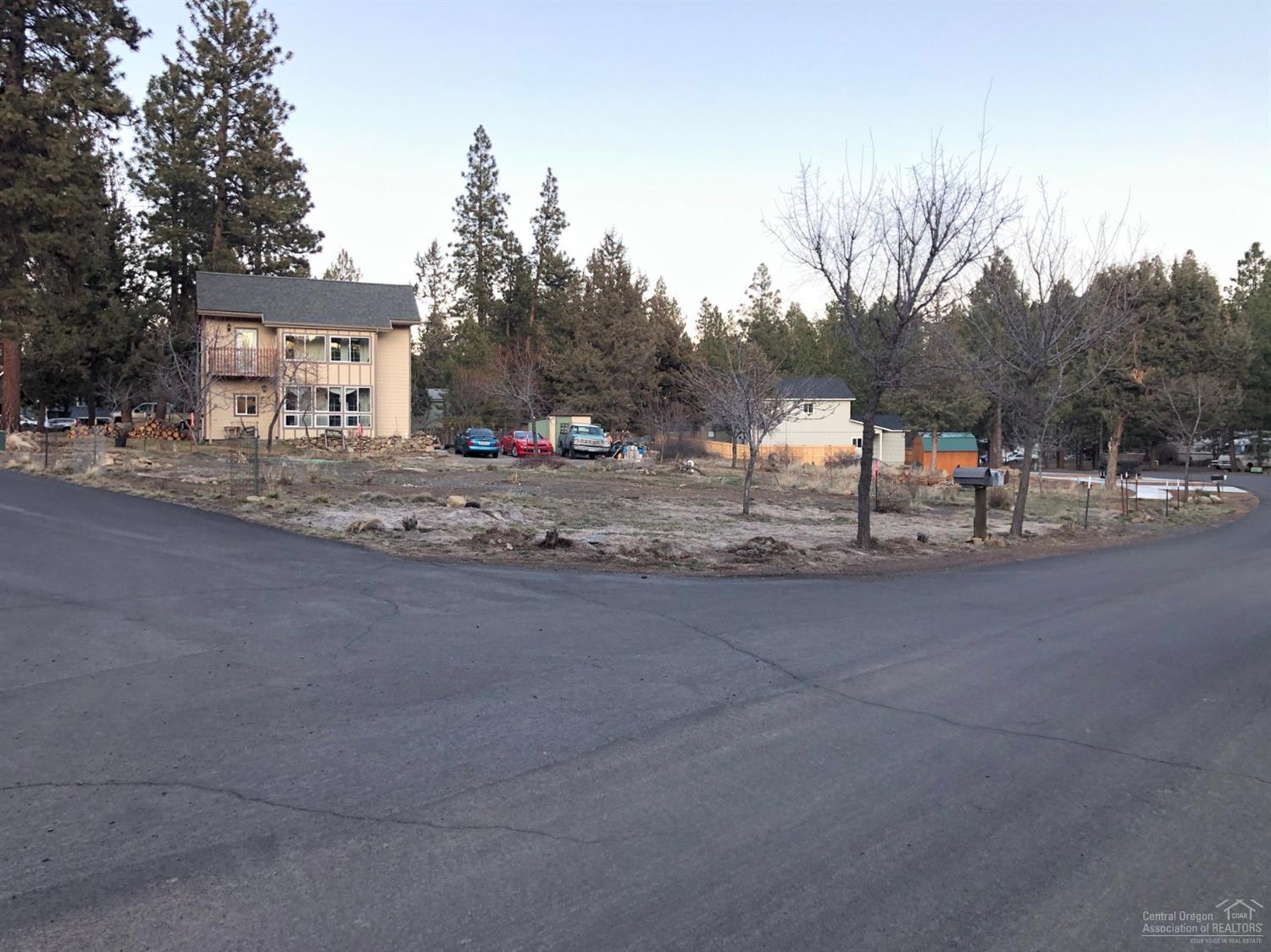 19977 Aspenwood Road Bend, OR 97702 - Photo 2 of 5 Additional Photo
