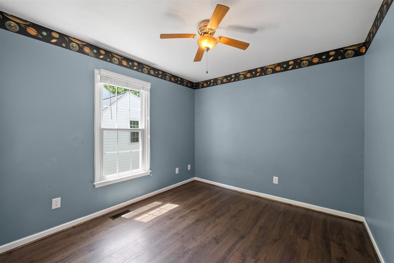 9621 Miranda Drive Raleigh, NC 27617 - Photo 20 of 30 2nd Bedroom