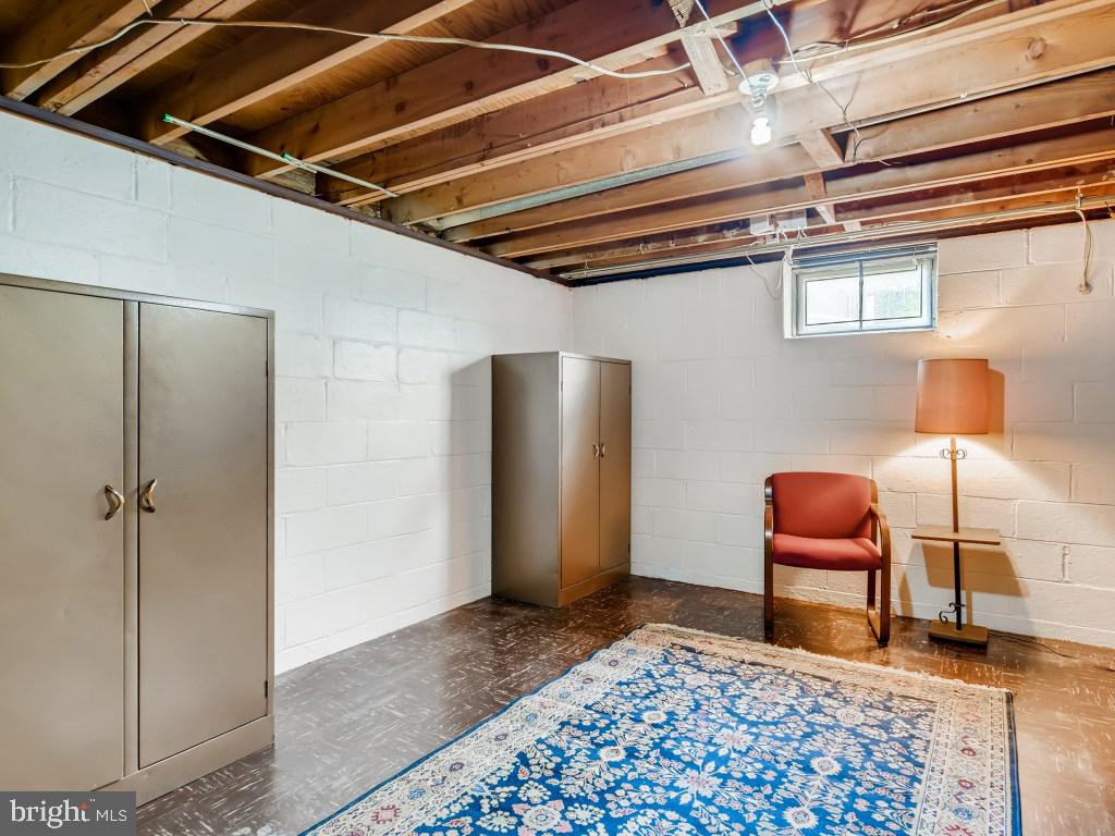 6007 Burnt Oak Road Baltimore, MD 21228 - Photo 22 of 38 Lower level