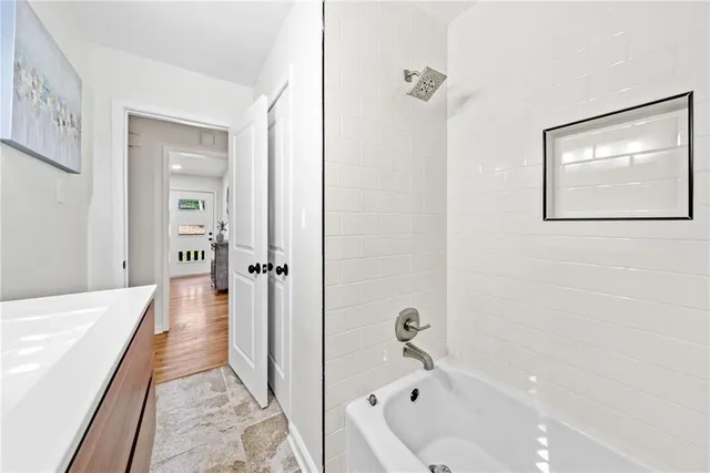 $2,000 | 801 North Evelyn Place Northwest, Atlanta, GA 30318