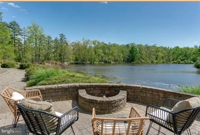 $3,288,000 | 3535 Meadow Road, Sandston, VA 23150