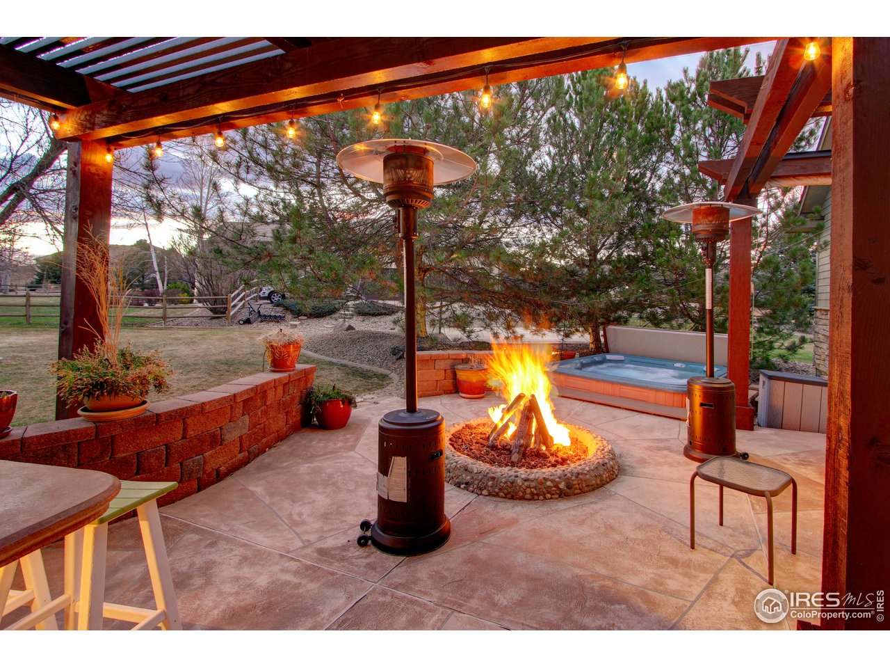 7848 Eagle Ranch Road Fort Collins, CO 80528 - Photo 42 of 46 a view of a park with sitting area