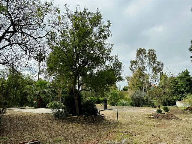 a view of outdoor space