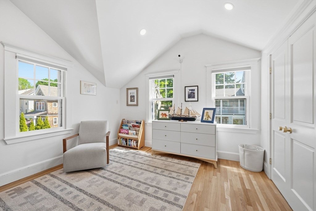 31 Elm Street Marblehead, MA 01945 - Photo 28 of 39