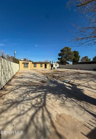 $110,000 | 10745 Mirisa Drive, Socorro, TX 79927