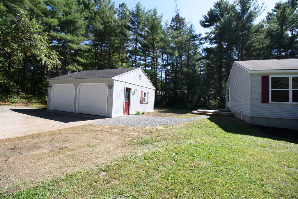 321 Ridlon Road Berwick, ME 03901 - Photo 4 of 34 IMG_5088