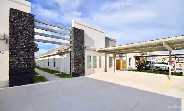 $1,195 | 1716 West Garrison Drive, Unit 2, Pharr, TX 78577