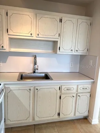 $1,575 | 201 Kings Boulevard, Unit 19, Sun City Center, FL 33573