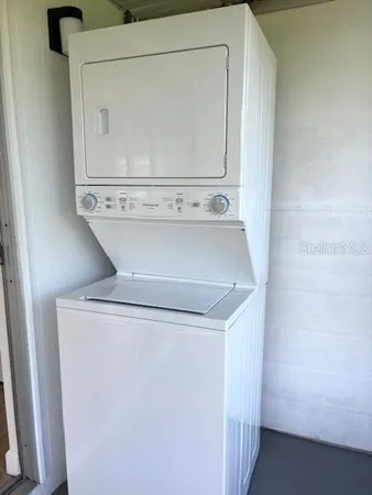 $1,575 | 201 Kings Boulevard, Unit 19, Sun City Center, FL 33573