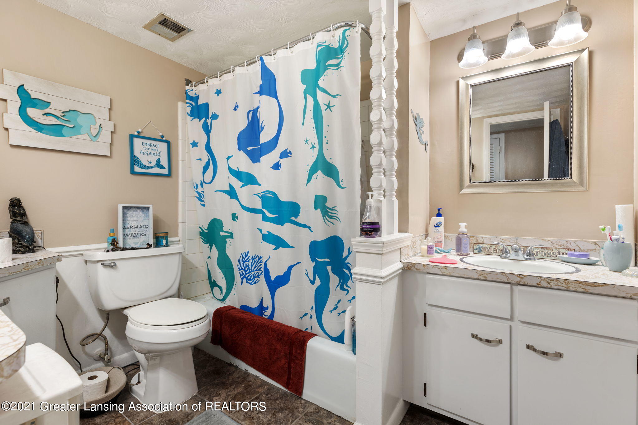 4819 Gull Road, Unit 11 Lansing, MI 48917 - Photo 10 of 14 10-web-or-mls-1P6A6300