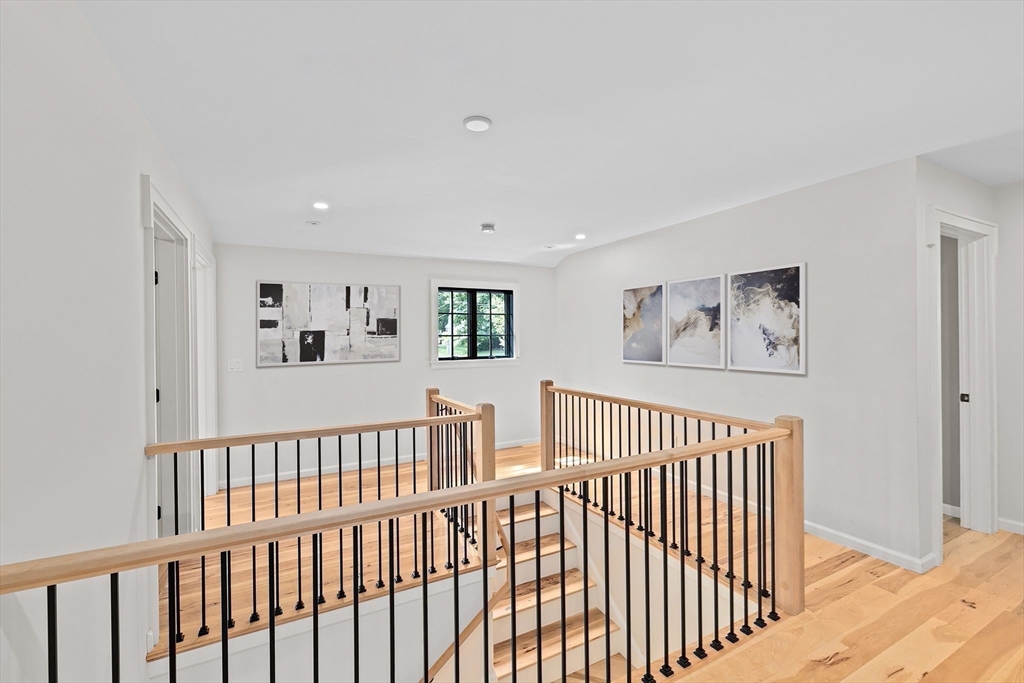392 South Main Street Cohasset, MA 02025 - Photo 25 of 38