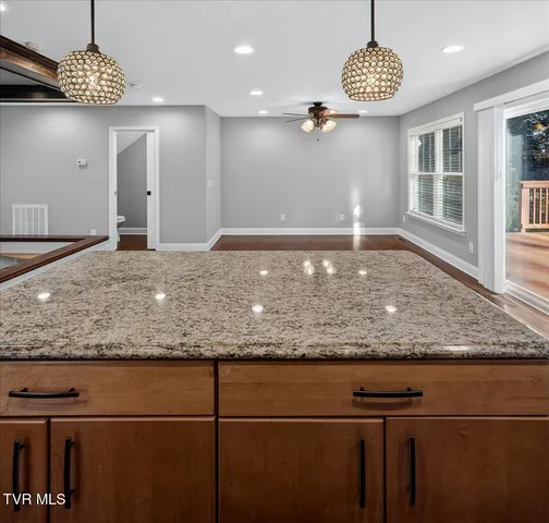 $425,000 | 234 Bradford Lane, Bristol, TN 37620