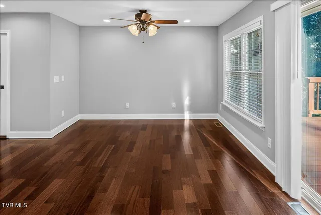 $425,000 | 234 Bradford Lane, Bristol, TN 37620